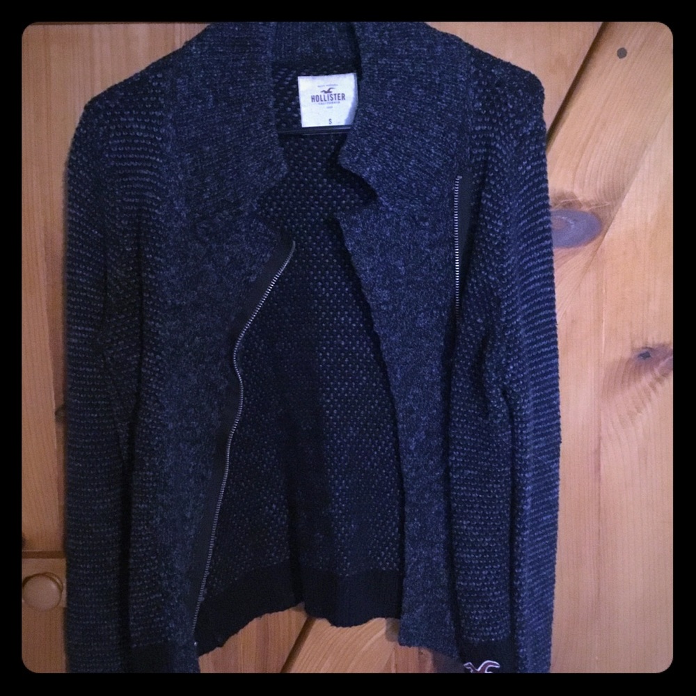 Hollister navy sweater—Small